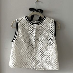 Mesh Cropped Top 🤍